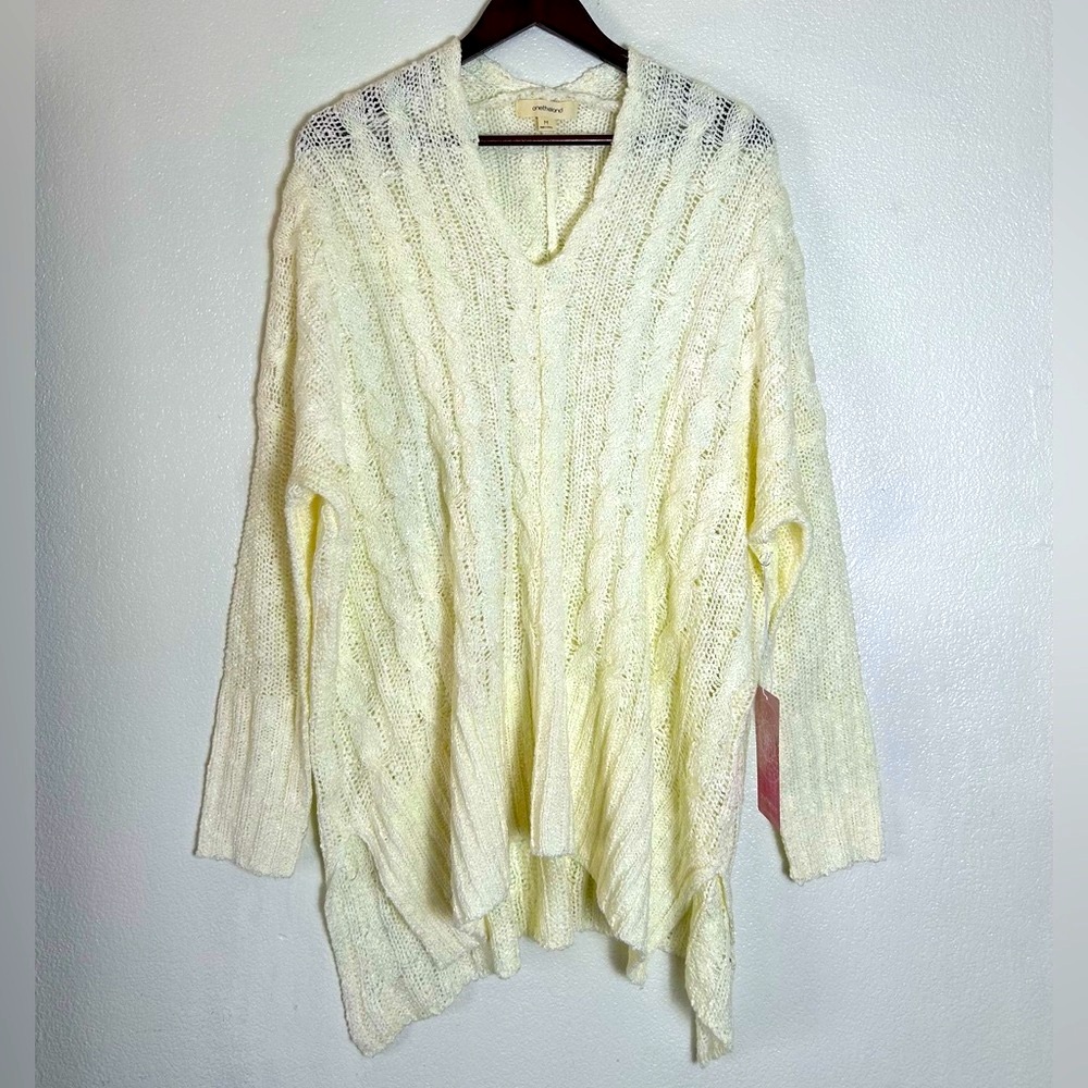 Onetheland Oversized Chunky‎ Cable Knit Sweater